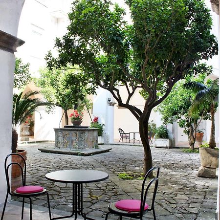 مبيت وإفطار ماسّا لوبْرينسِ San Francesco Relais المظهر الخارجي الصورة