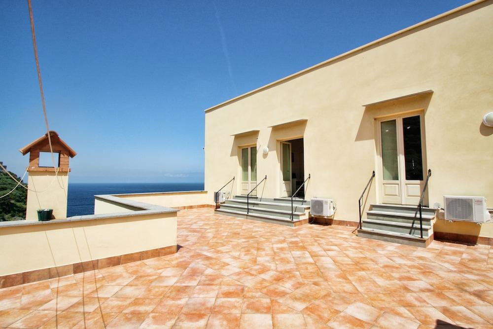 مبيت وإفطار ماسّا لوبْرينسِ San Francesco Relais المظهر الخارجي الصورة