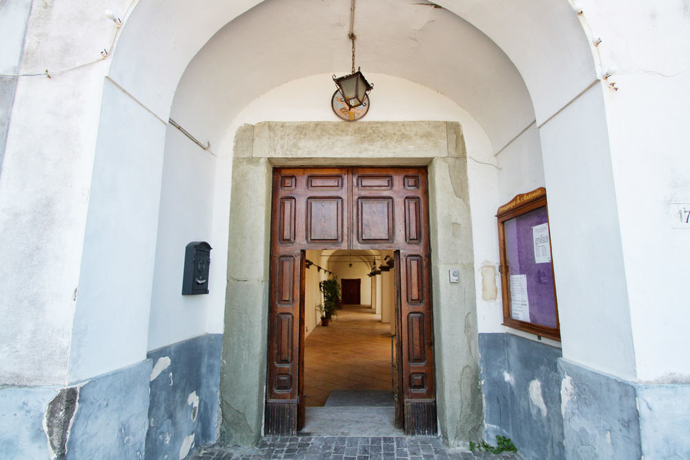 مبيت وإفطار ماسّا لوبْرينسِ San Francesco Relais المظهر الخارجي الصورة