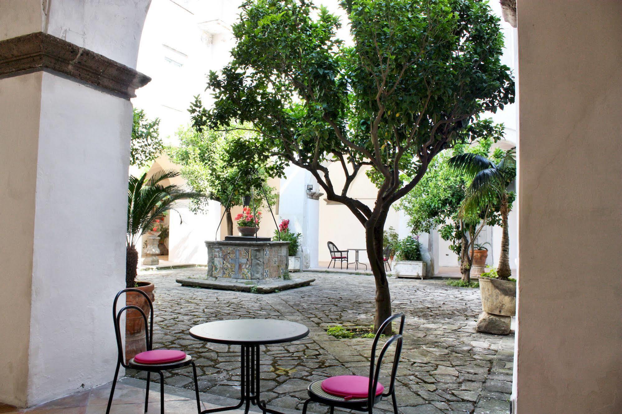 مبيت وإفطار ماسّا لوبْرينسِ San Francesco Relais المظهر الخارجي الصورة